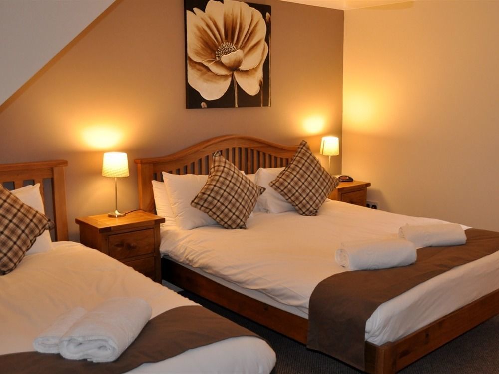 The Chequers Inn Cassington Exterior photo